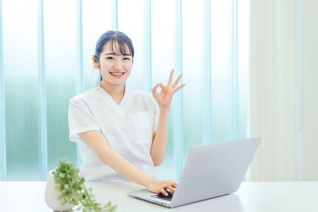 裏側矯正の発音しづらい原因|喋り方のコツとトレーニング方法を解説